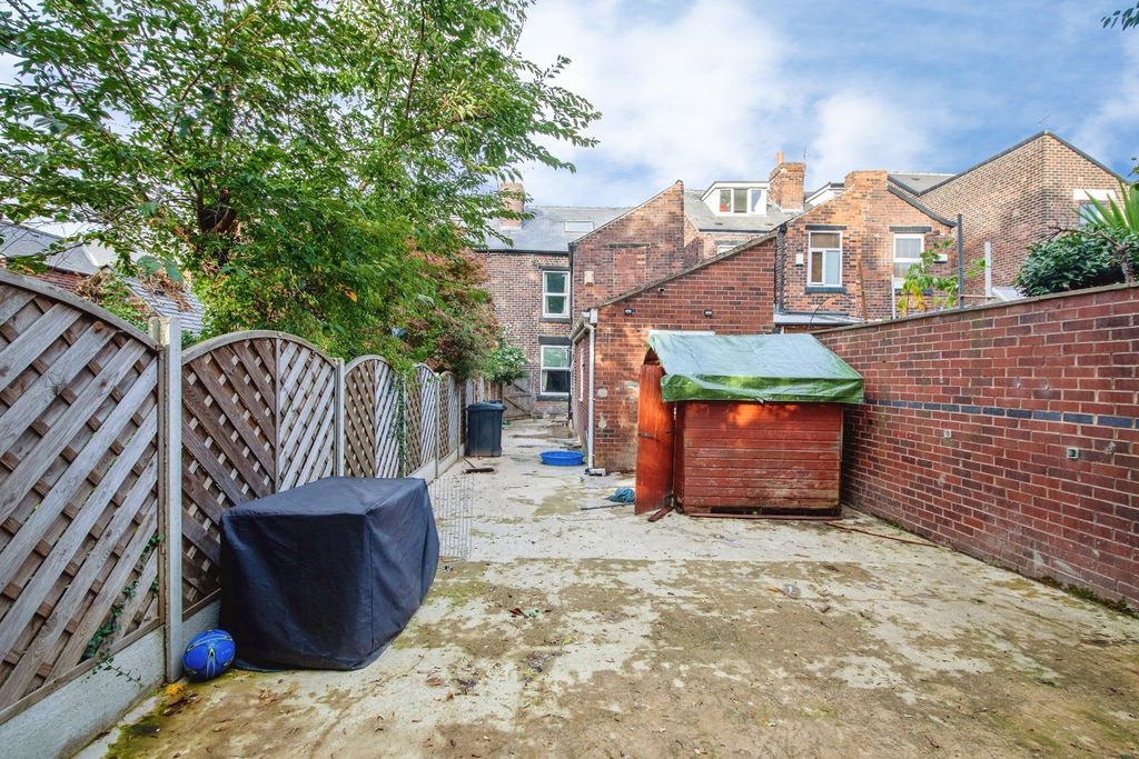 Property photo 2 of 20 Pbox-Img.Jpg