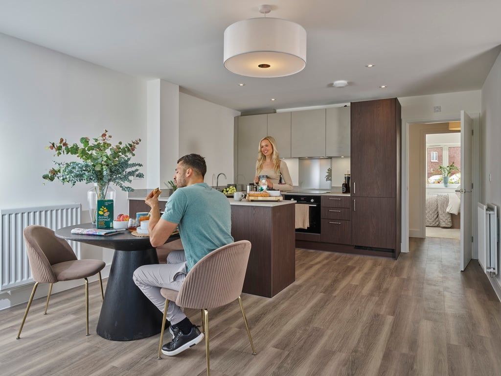 Property photo 1 of 6 252232-003