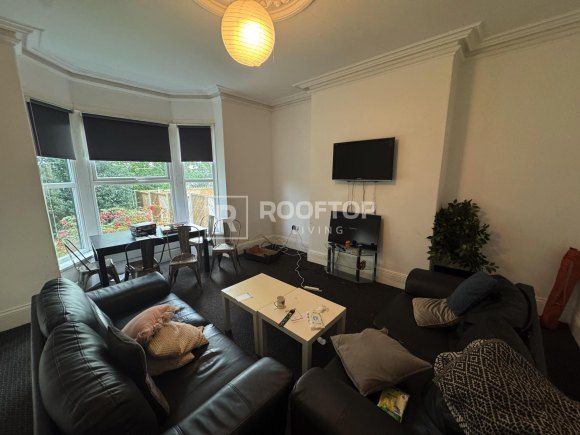 Property photo 3 of 14 8643913.Jpg