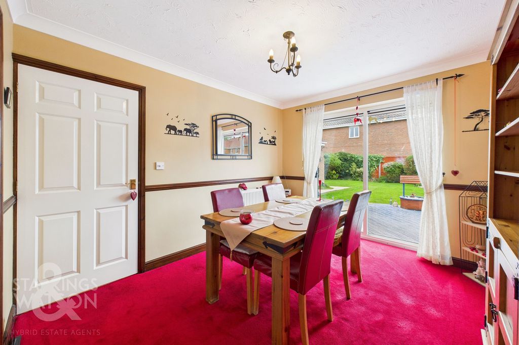 Property photo 3 of 24