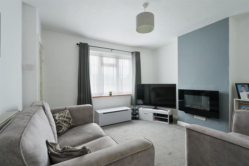 Property photo 3 of 21 Beechen Lane 58- (9).Jpg