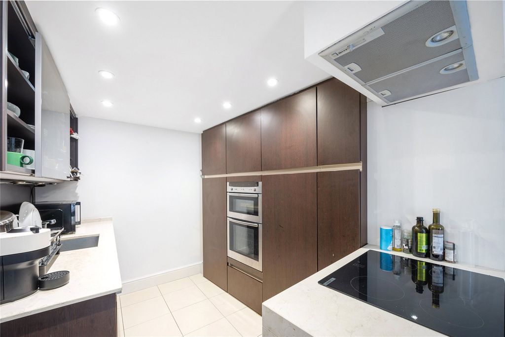 Property photo 3 of 15 Kitchen