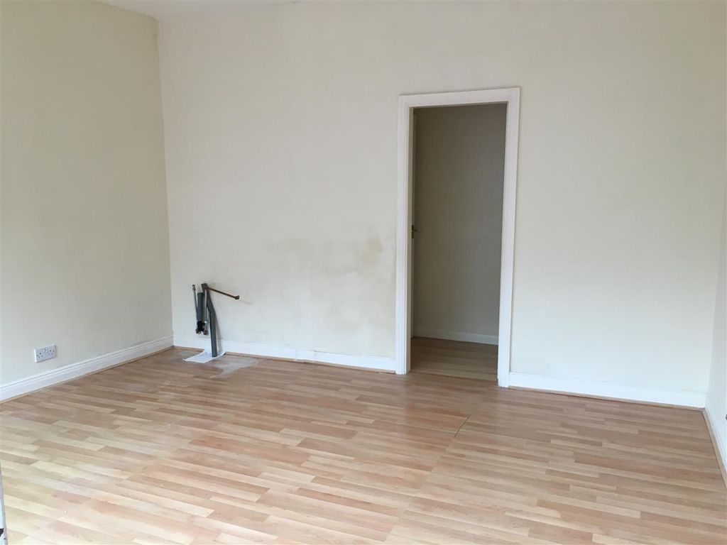 Property photo 2 of 4 Img_2392