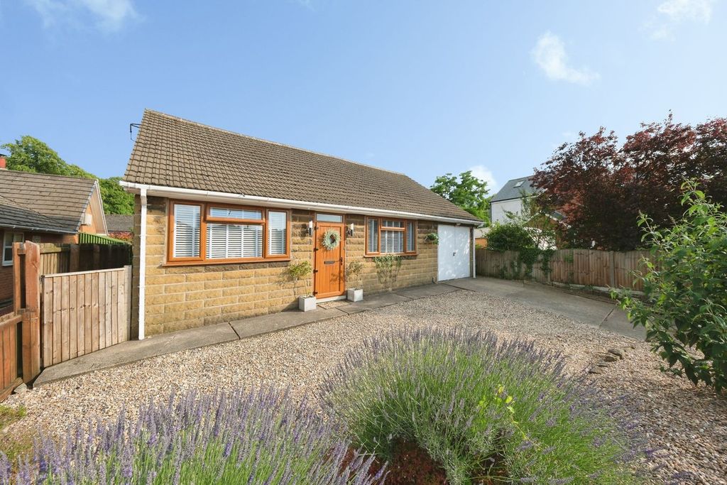 Property photo 1 of 20
