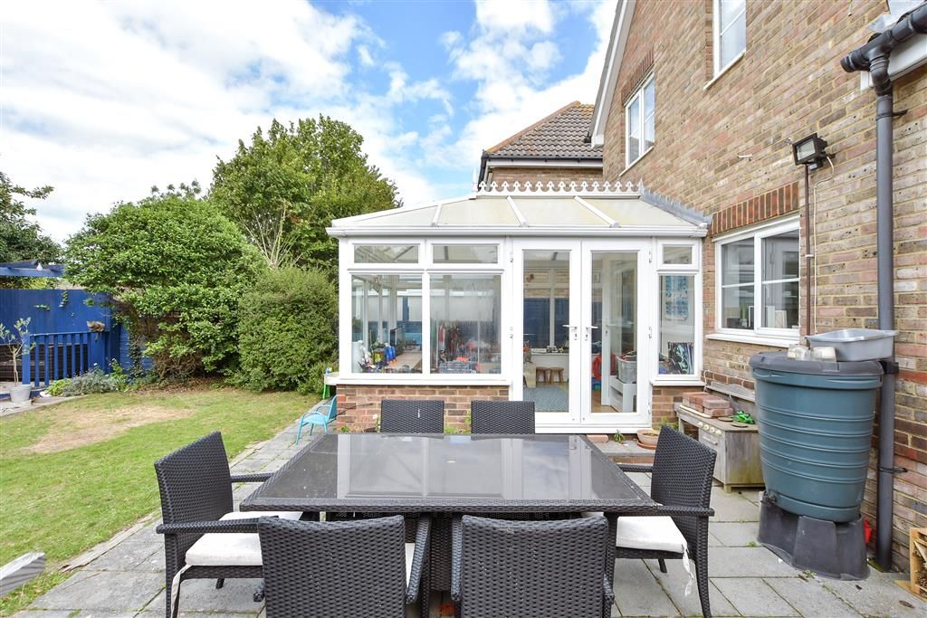 Property photo 3 of 13 Patio / Decking