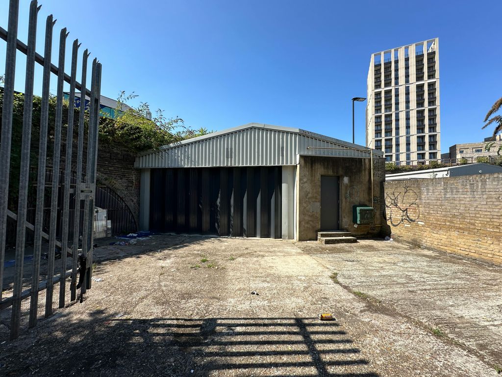 Property photo 2 of 6 20240729_142924313_Ios.Jpg