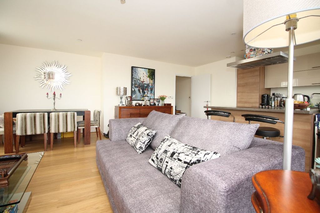 Property photo 3 of 45