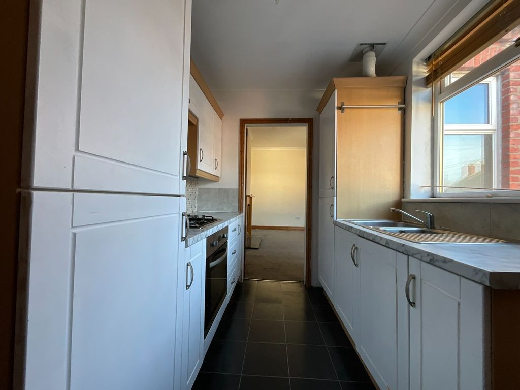 Property photo 2 of 12 3999595