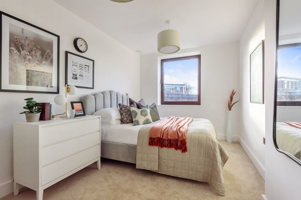 Property photo 3 of 16 Image