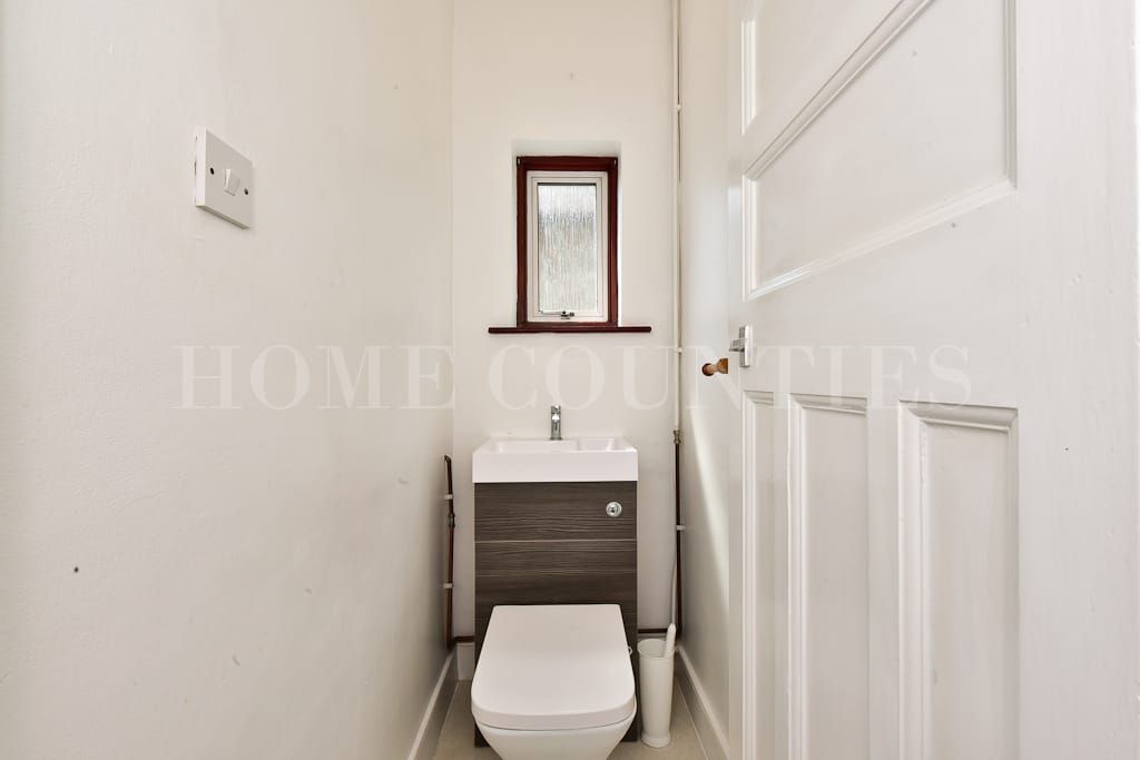 Property photo 3 of 24