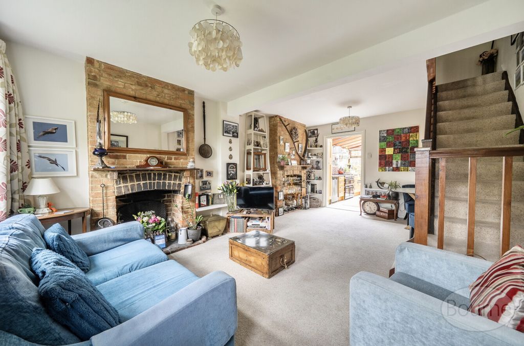 Property photo 2 of 24 Fd8826E1-1Afa-40A...