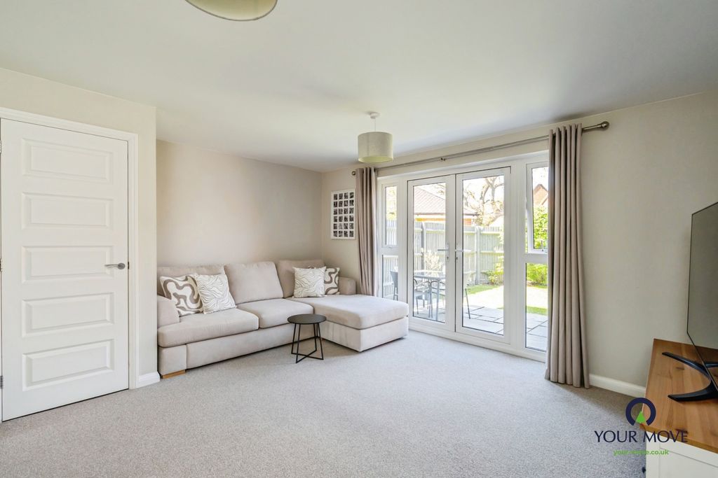 Property photo 3 of 16 Pbox-Img.Jpg