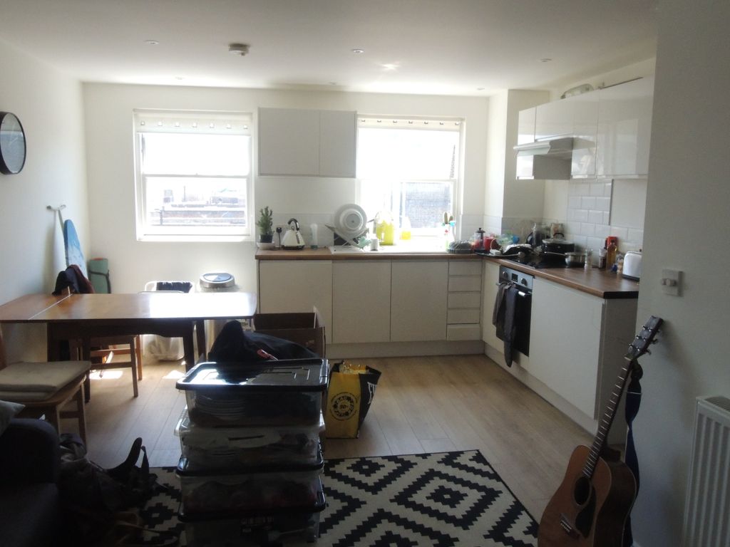 Property photo 2 of 4