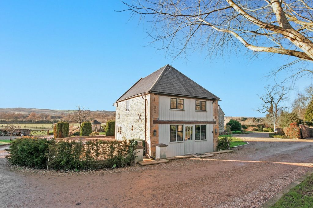 Property photo 1 of 8 Picture No. 08