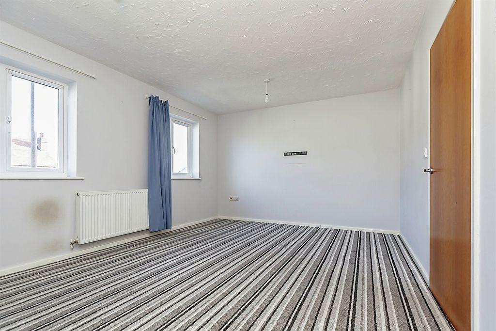 Property photo 3 of 13 Front