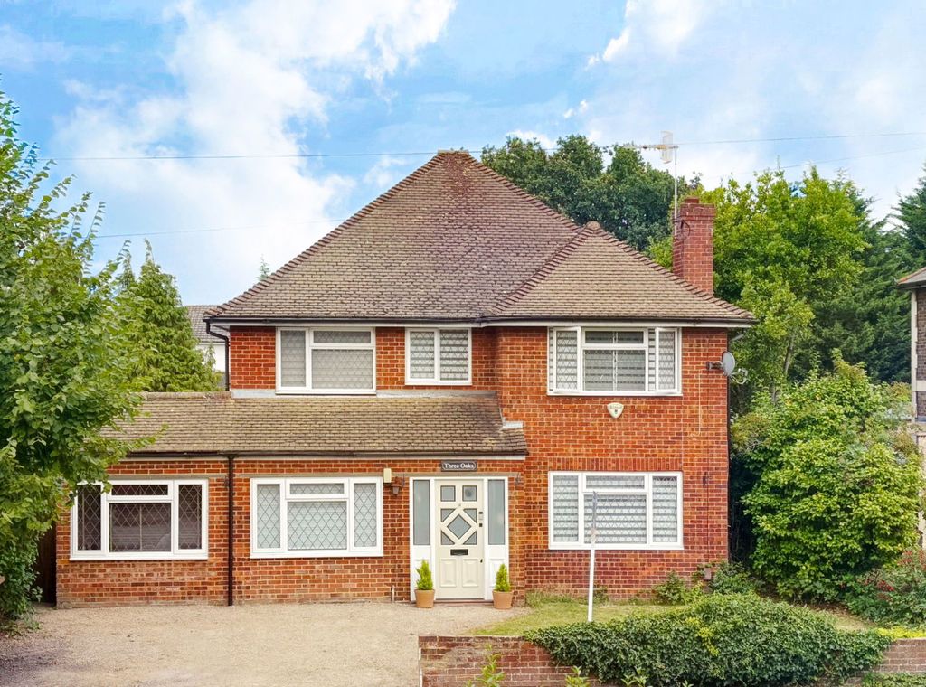 Property photo 1 of 50