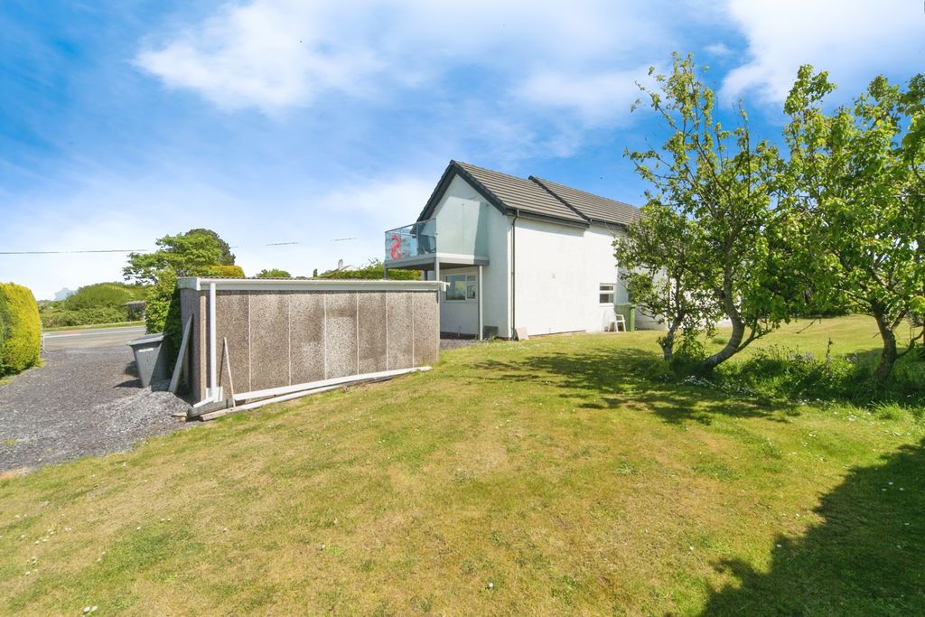 Property photo 1 of 17 Photo