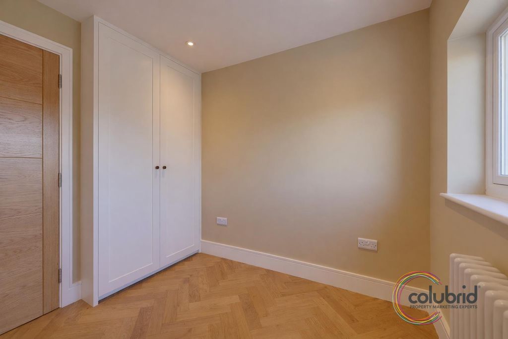 Additional image 16 of 6 bed semi-detached house for saleCrawford Avenue, Grays RM16