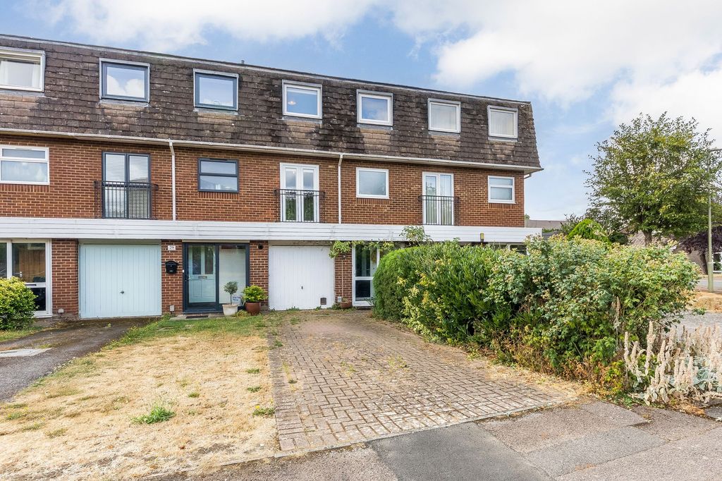 Property photo 1 of 23