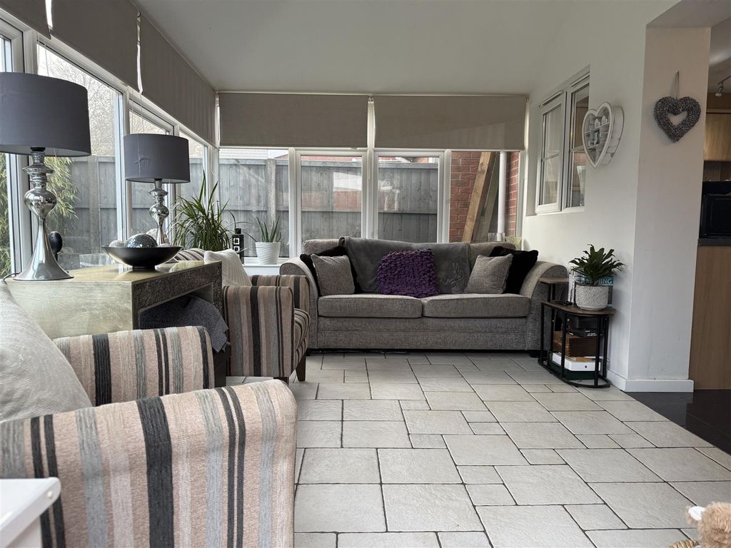 Property photo 2 of 18 Conservatory / Reception Room Two