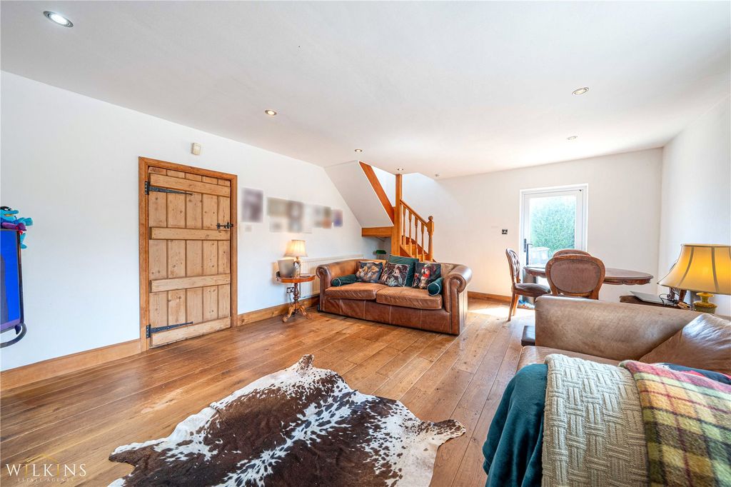 Property photo 3 of 31 Picture No. 22