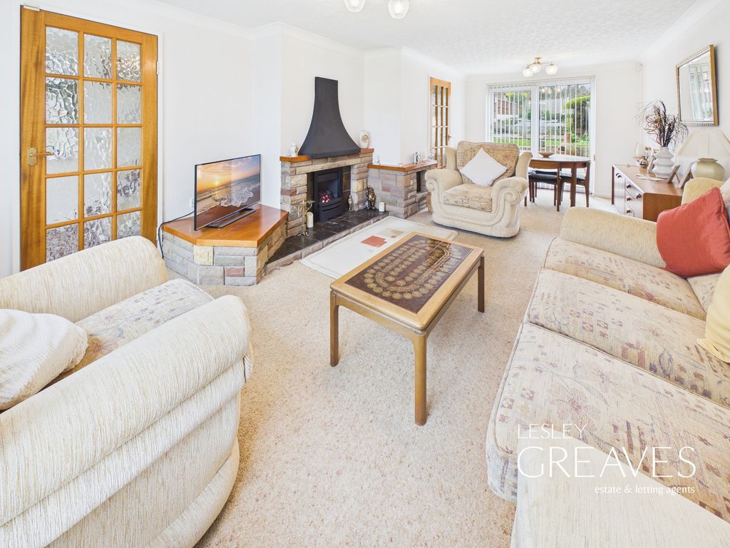 Property photo 2 of 20 Lounge/Diner