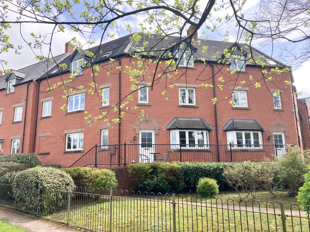 Property photo 1 of 27