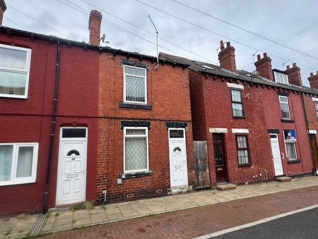 Property photo 2 of 16
