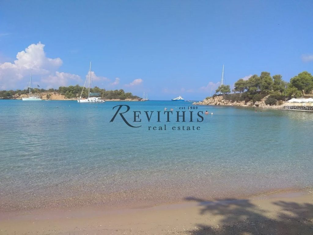 Property photo 1 of 1 - Seafront Plot Of 15,000 Sq.m. In Hinitsa, €15.000.000