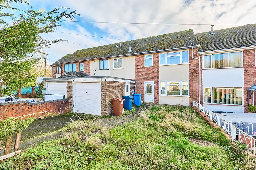 Property photo 3 of 5