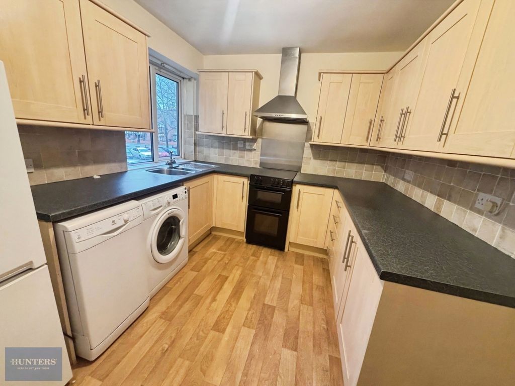 Property photo 3 of 10 Pbox-Img.Jpg