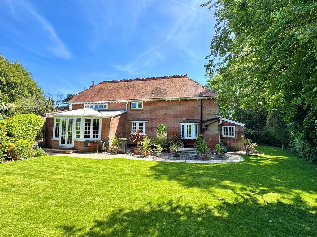 Property photo 3 of 22 Picture No. 26