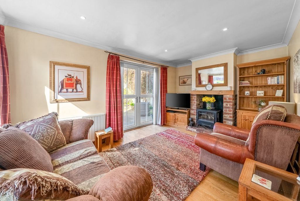 Property photo 2 of 14 Picture No. 18