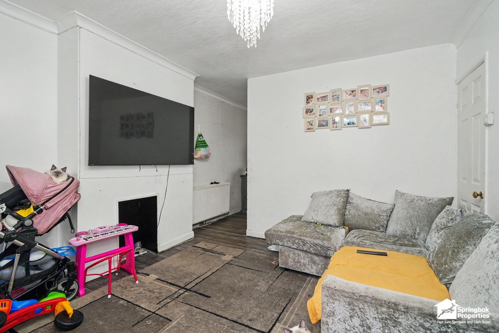Property photo 3 of 11 Image 3