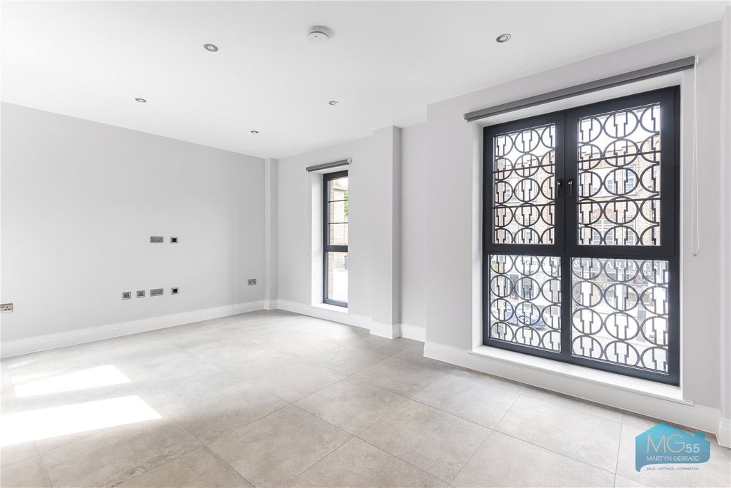 Property photo 2 of 11 Picture No. 01