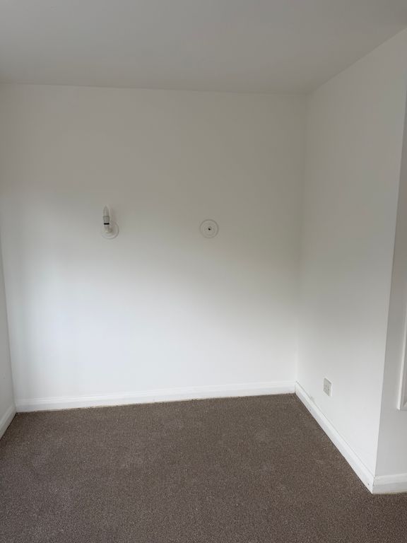 Property photo 3 of 25