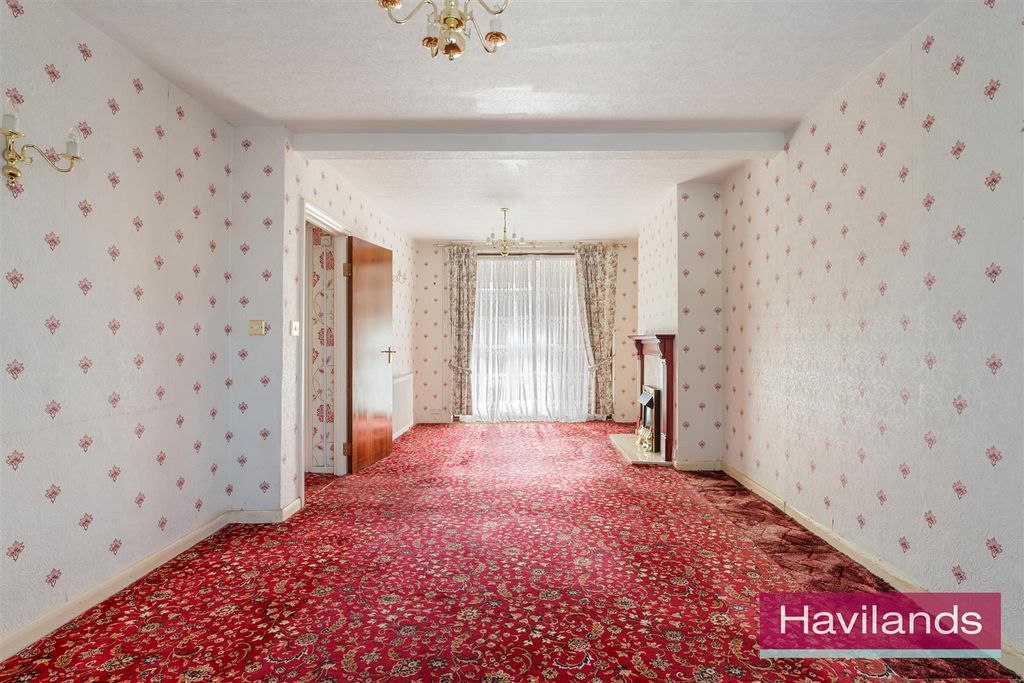 Property photo 2 of 12 Dimsdale Drive-5.Jpg