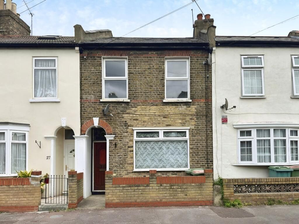 Property photo 1 of 2 4 Bed  House To Rent Ingal Road, London E13
