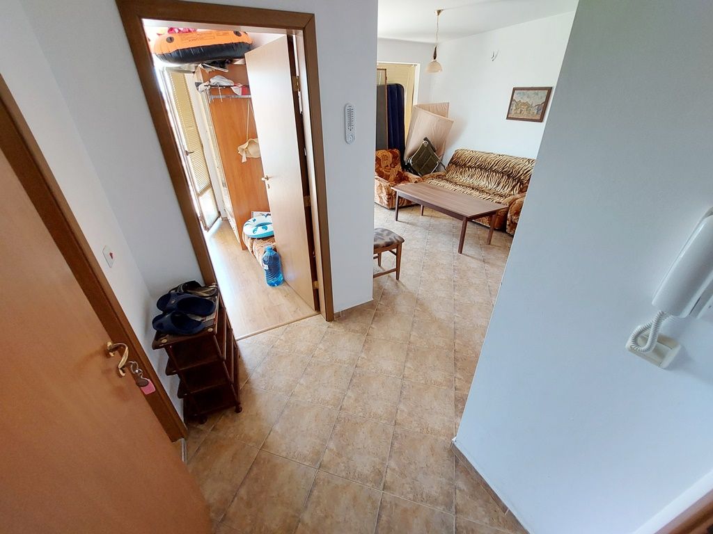 Property photo 2 of 21