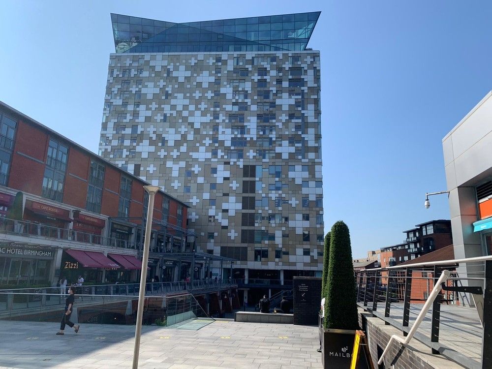 Property photo 1 of 10 Stunning 1 Bedroom Apartment Available To Let