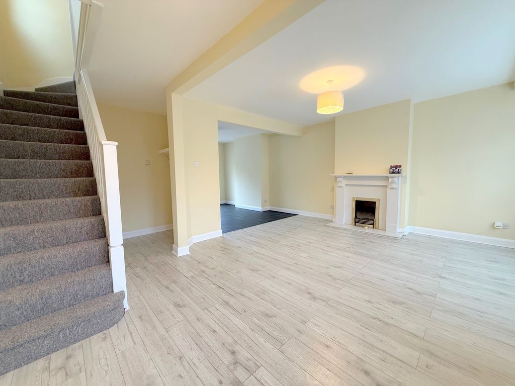 Property photo 2 of 13 Photo 11