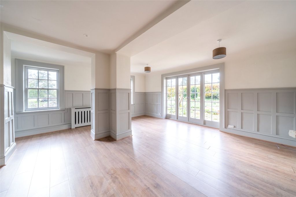 Property photo 1 of 22 Picture No. 25