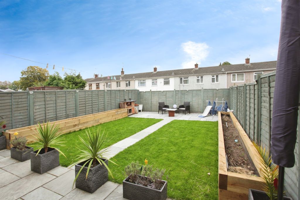 Property photo 1 of 22