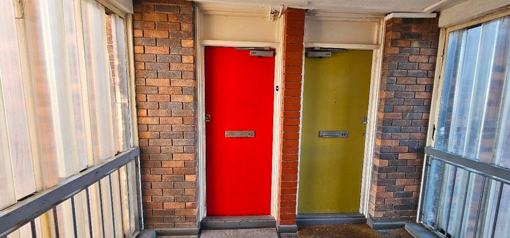 Property photo 3 of 13