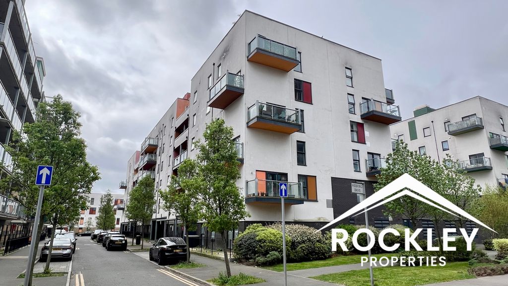 Property photo 1 of 21