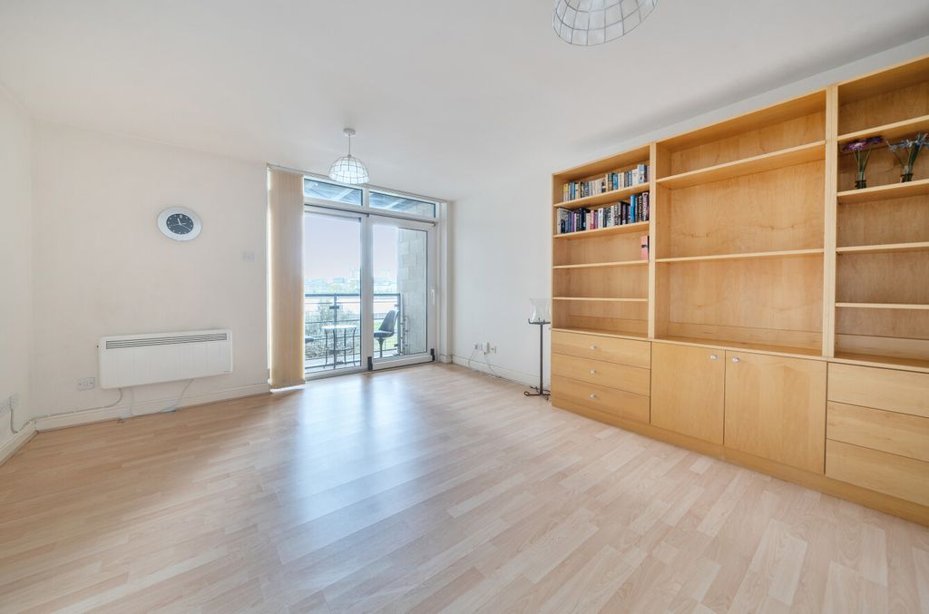 Property photo 3 of 12 1448830-16-69E612...