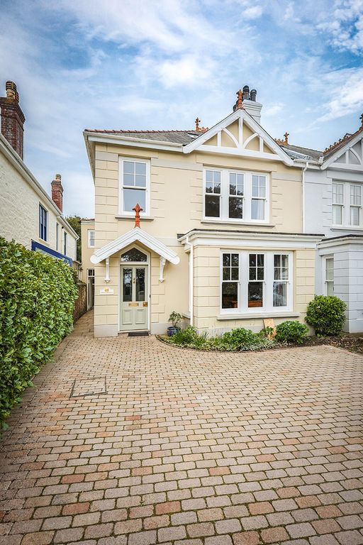 Property photo 1 of 36 Photo 0