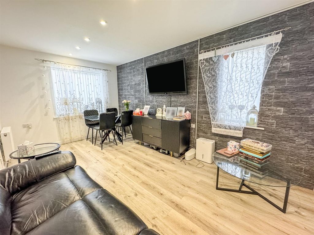 Property photo 3 of 24 Img_0144.Jpg