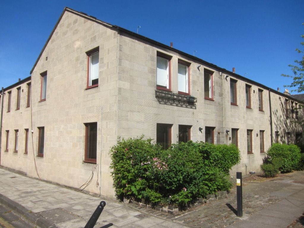 Property photo 1 of 17 Photo 1