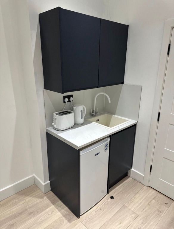 Property photo 2 of 8 Image 2